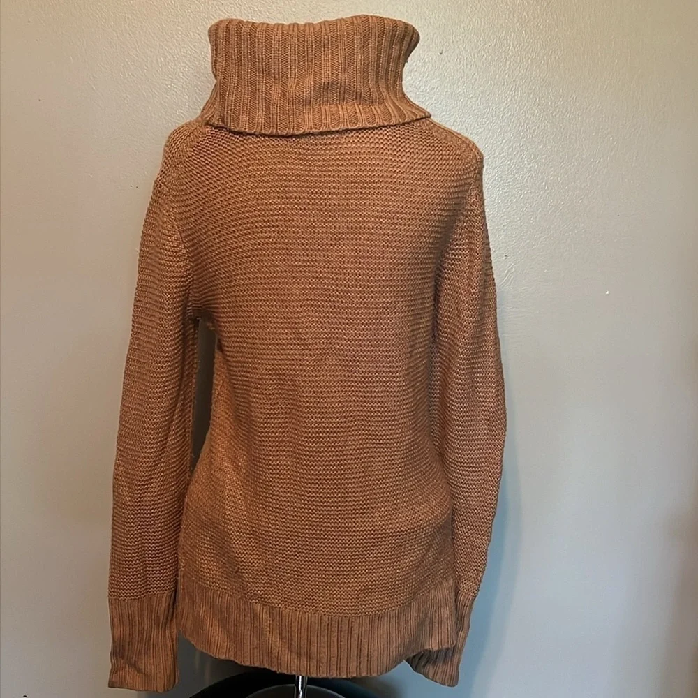 Banana Republic turtleneck sweater, tannish brown, womens size medium